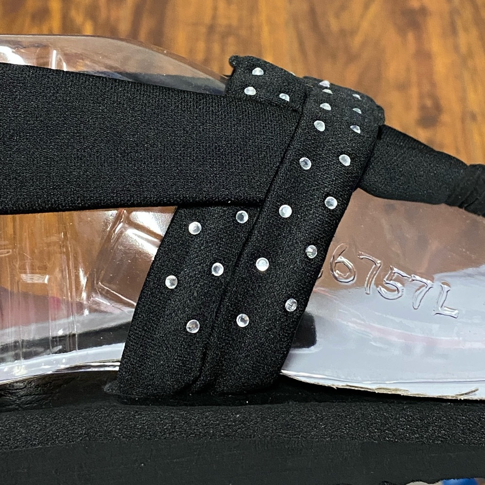 Black Skechers Sandals with Yoga Mat Comfort - Picture 5 of 8